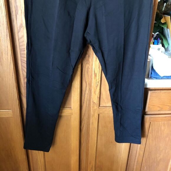 NWT PRETTY LITTLE THING Strappy Minimalist Skinny Jumpsuit - Plus Size 20 - Picture 7 of 14